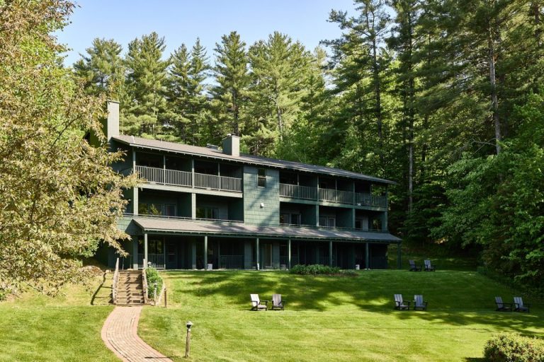 View of Off-Grid Cabin Rentals to Disconnect from Everything - Nook Outdoors