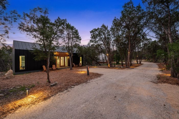 Photo inspiration: Off Grid Cabin Rentals To Disconnect From Everything Photo Inspiration