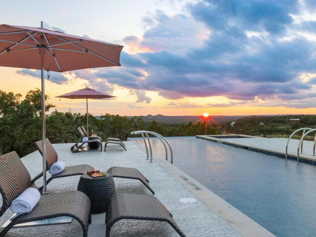 Onera Infinity Pool