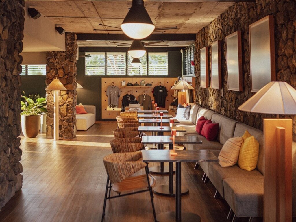 Pacific 19 Lobby Lounge