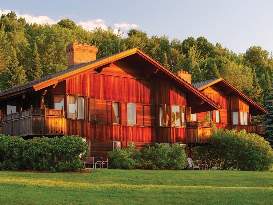 Fun Things to Do in August in Stowe: Trapp Family Lodge