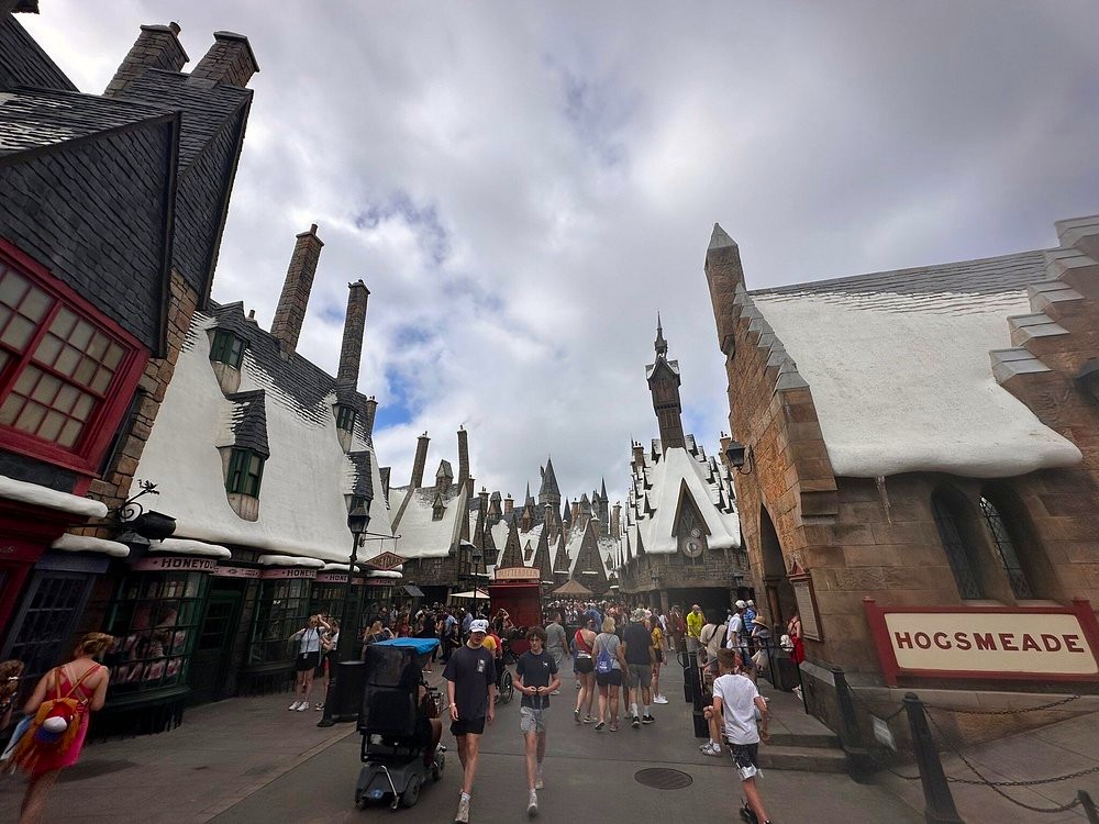 harry potter world at universal studios