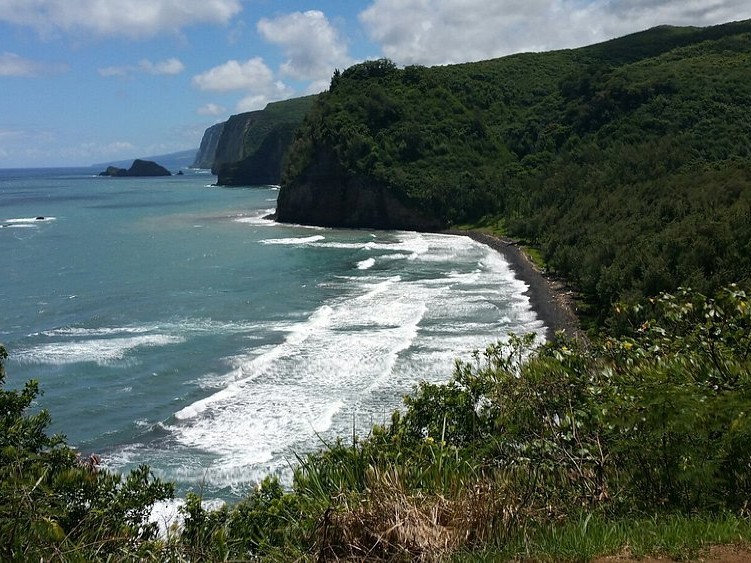 pololu valley lookout