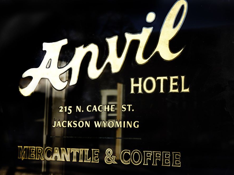 Jackson Hole Wyoming Luxury Resorts: Anvil Hotel Mercantile and Coffee