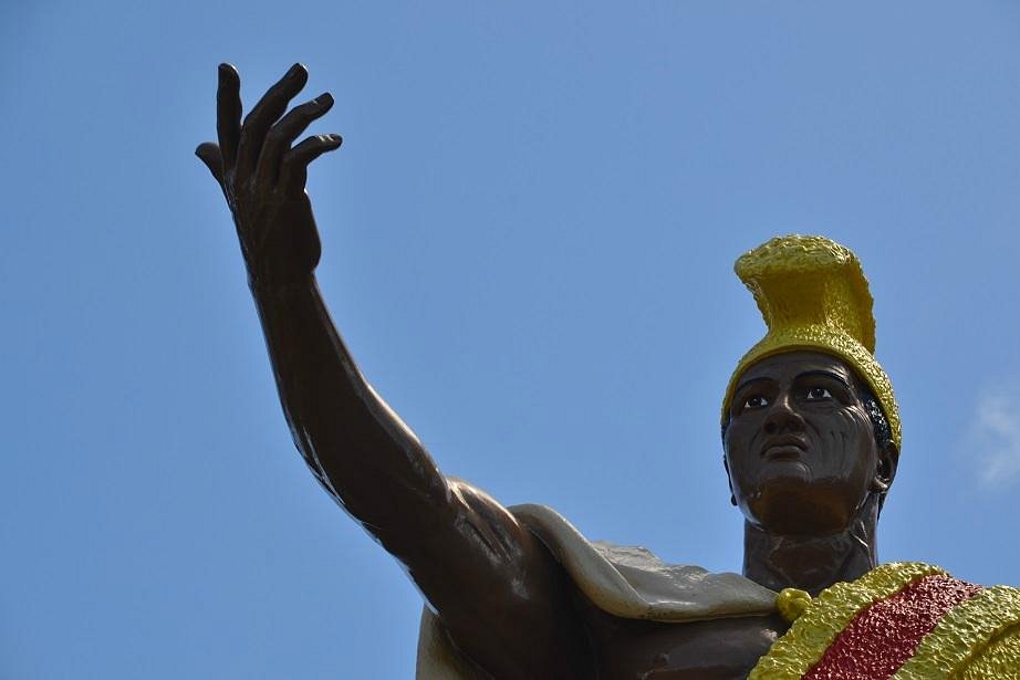 Original King Kamehameha Statue Near Pololu Valley Big Island