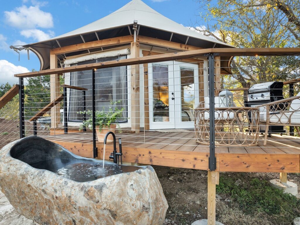 buckeye bungalow, private romantic getaways in texas