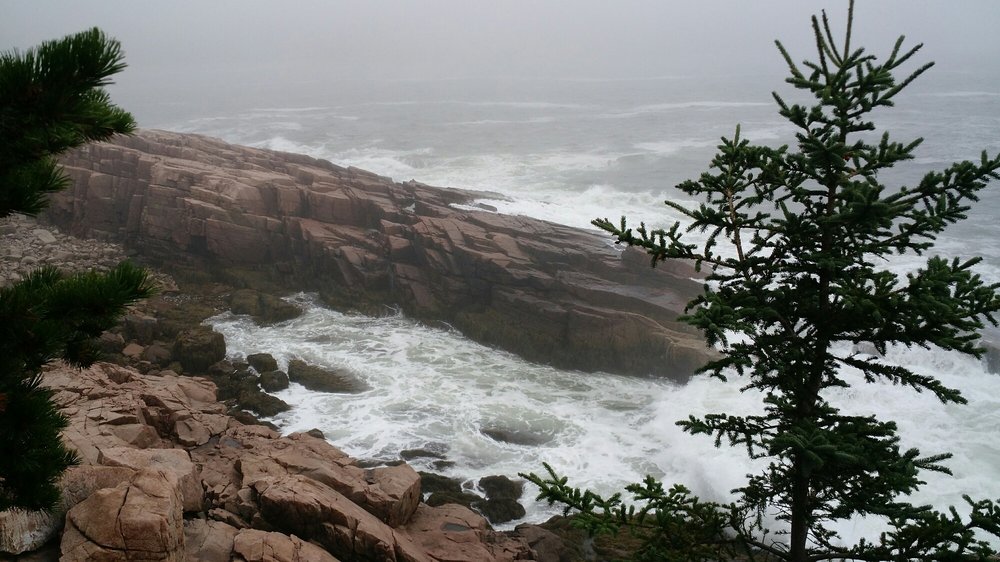 Romantic Getaways in Bar Harbor: Thunder Hole Bar Harbor