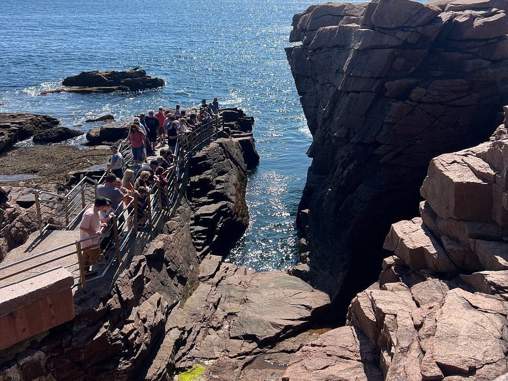 Bucket List Travel Adventures: Thunder Hole Low Tide