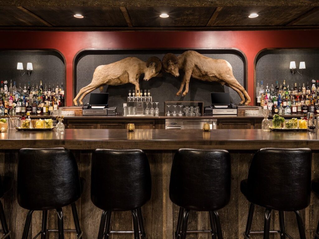 Virginian Saloon