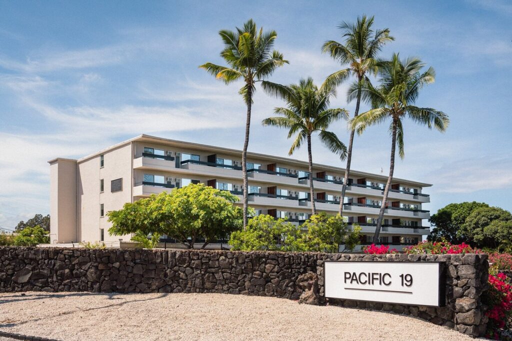 Pacific 19 Exterior