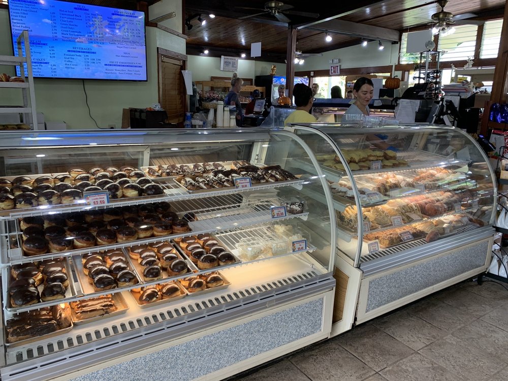 Punalu'u Bake Shop Interior