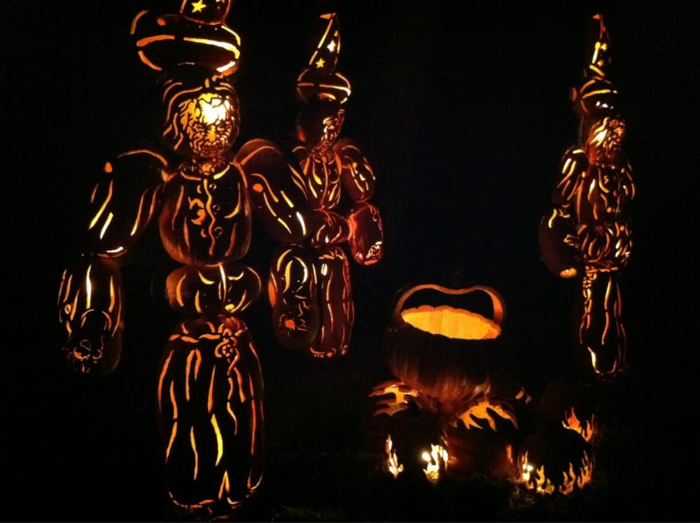Best Halloween Travel Destinations: Jack o' Lantern Blaze