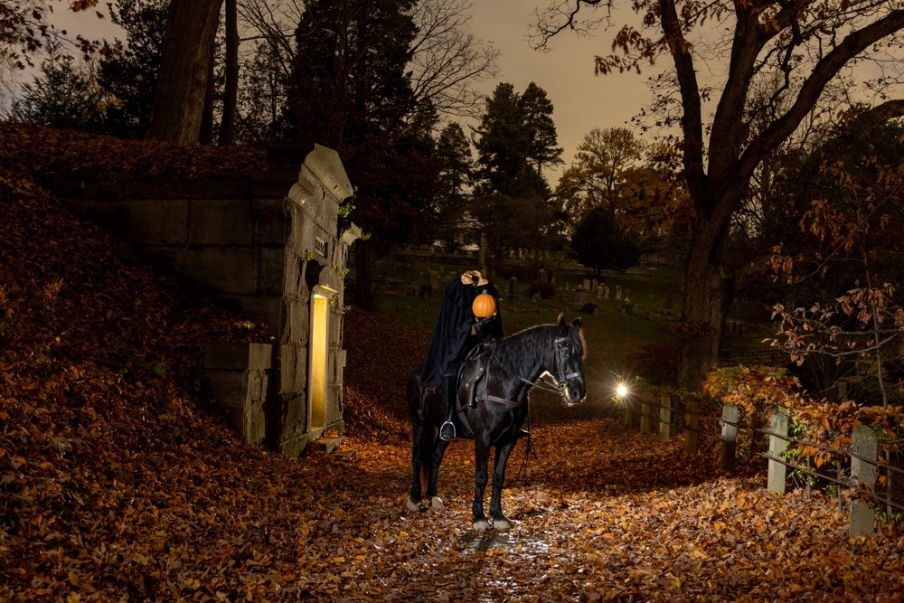 Best Halloween Travel Destinations: Sleepy Hollow Cemetery