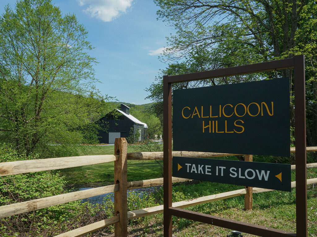 Best Places To Visit In November - Callicoon Hills Sign