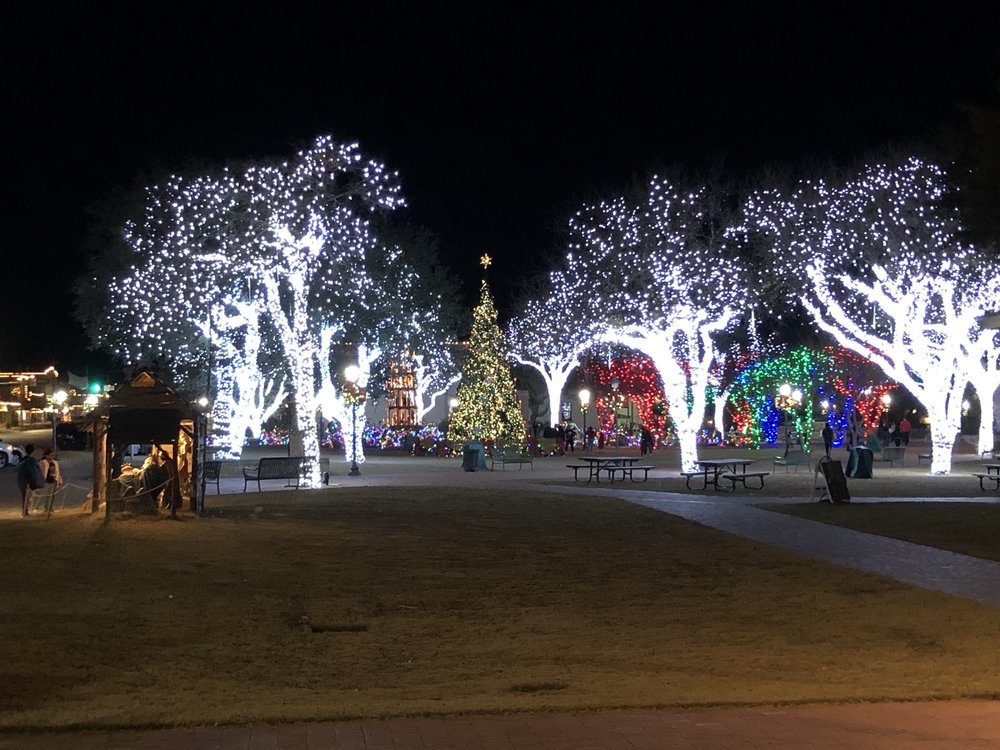 City of Fredericksburg Christmas Lights