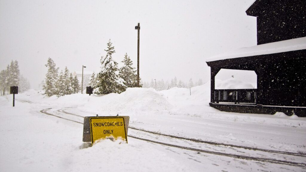 Snowcoach Tours on Yellowstone Winter Trips