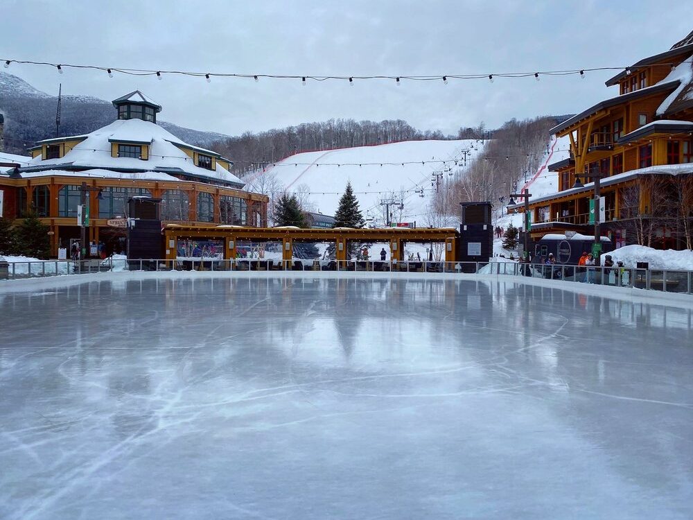 Go Ice Skating in Stowe on Cheap Christmas Vacations