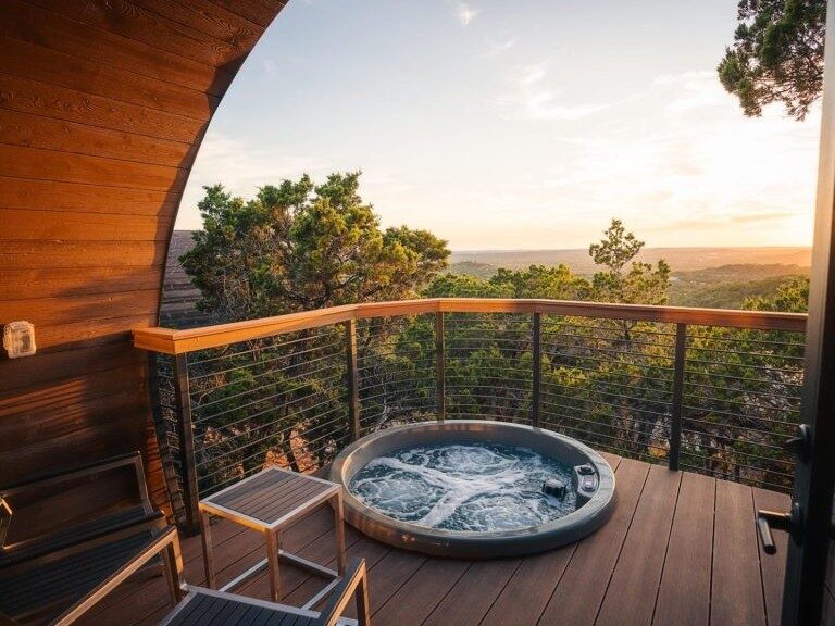 Hot Tub at Onera Wimberly