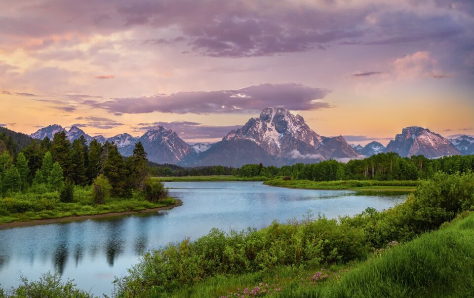 Jackson Hole Honeymoon Resorts: The Perfect Romantic Getaway