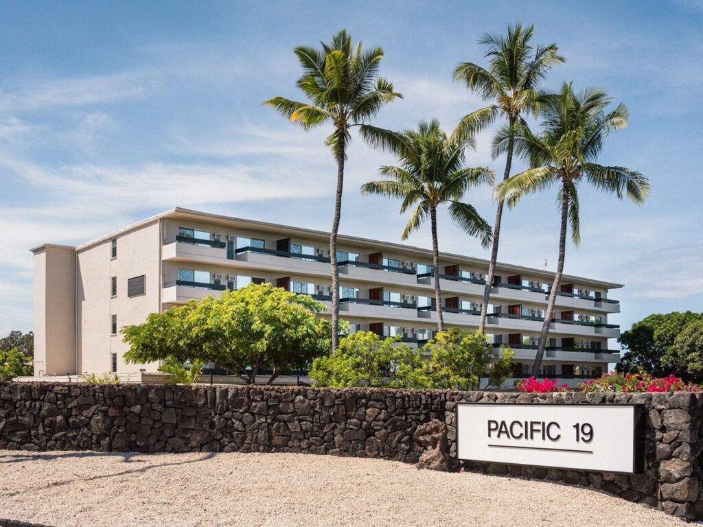 Warm Weather Destinations in February: Pacific 19 Kona