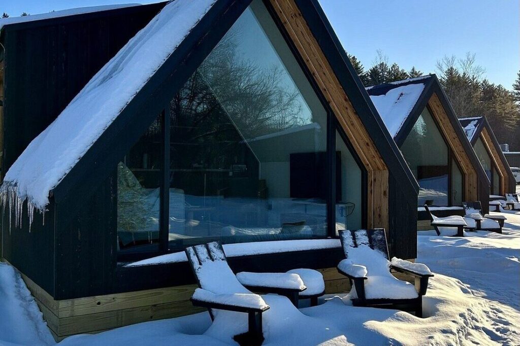 Outbound Stowe Cabin