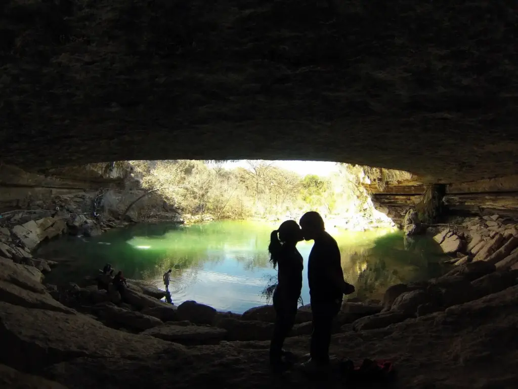 Best Swimming Holes in Texas: Hamilton Pool Date