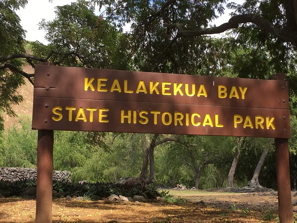Big Island Historic Site: Kealakekua Bay State Historical Park Sign 
