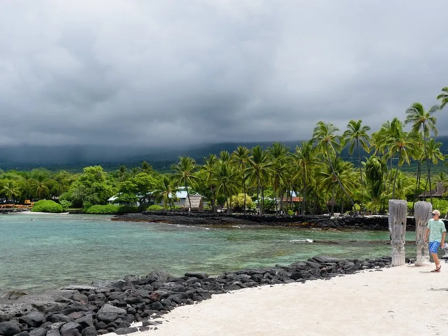 Big Island Historic Site: Pu'uhonua o Honaunau National Historical Park Coast View 