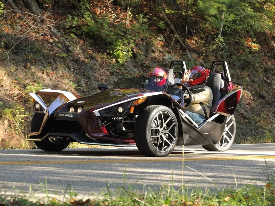 Tail of the Dragon Three-Wheel Motorcycle
