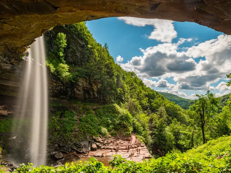 Cheap Places to Visit in USA: Kaaterskill Falls Near Callicoon Center