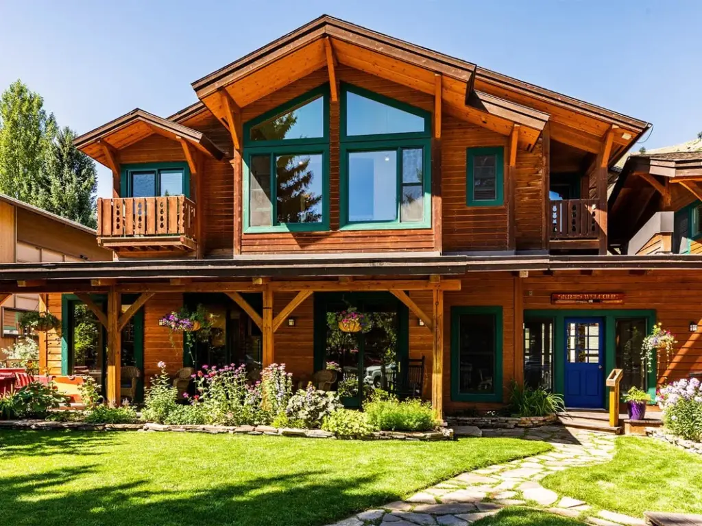 Alpine House Exterior