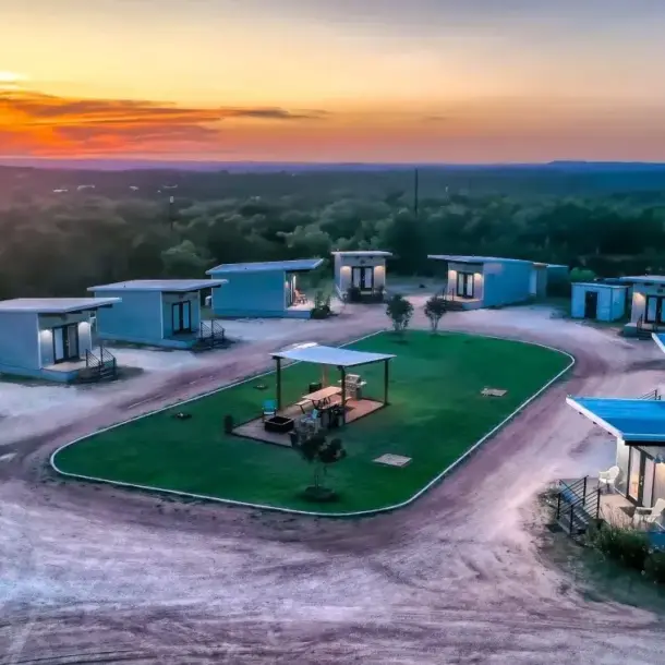 Liney Moon Accommodations for Boutique Hotel Weddings in Texas