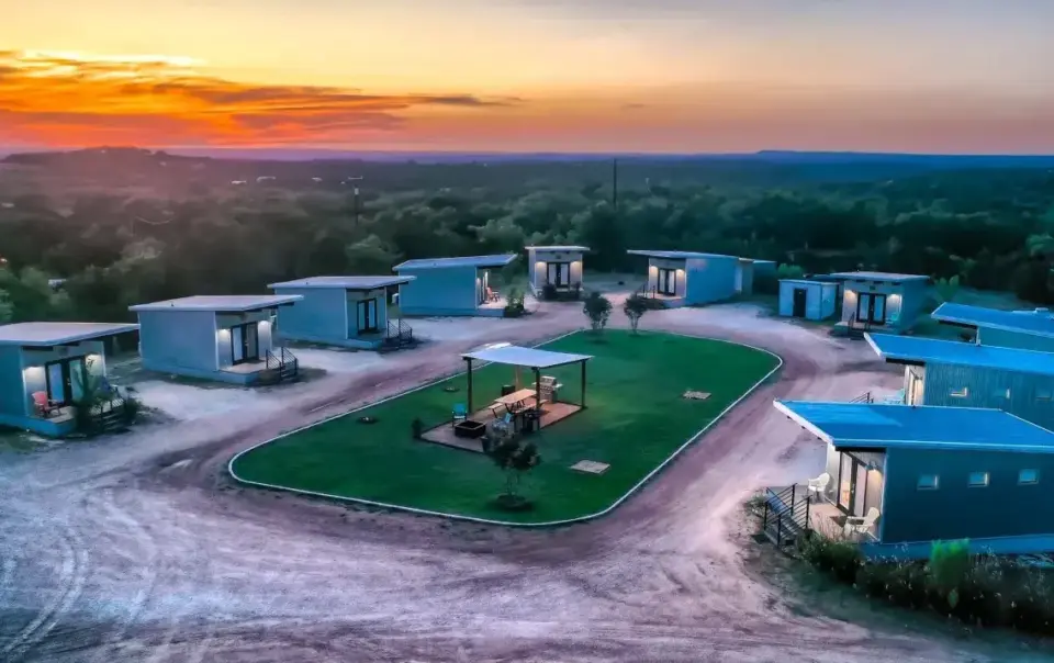 Liney Moon Accommodations for Boutique Hotel Weddings in Texas