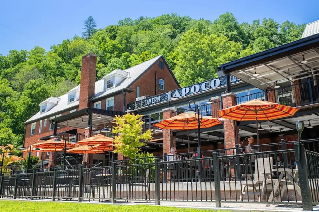 Family Vacation Ideas: Tapoco Lodge